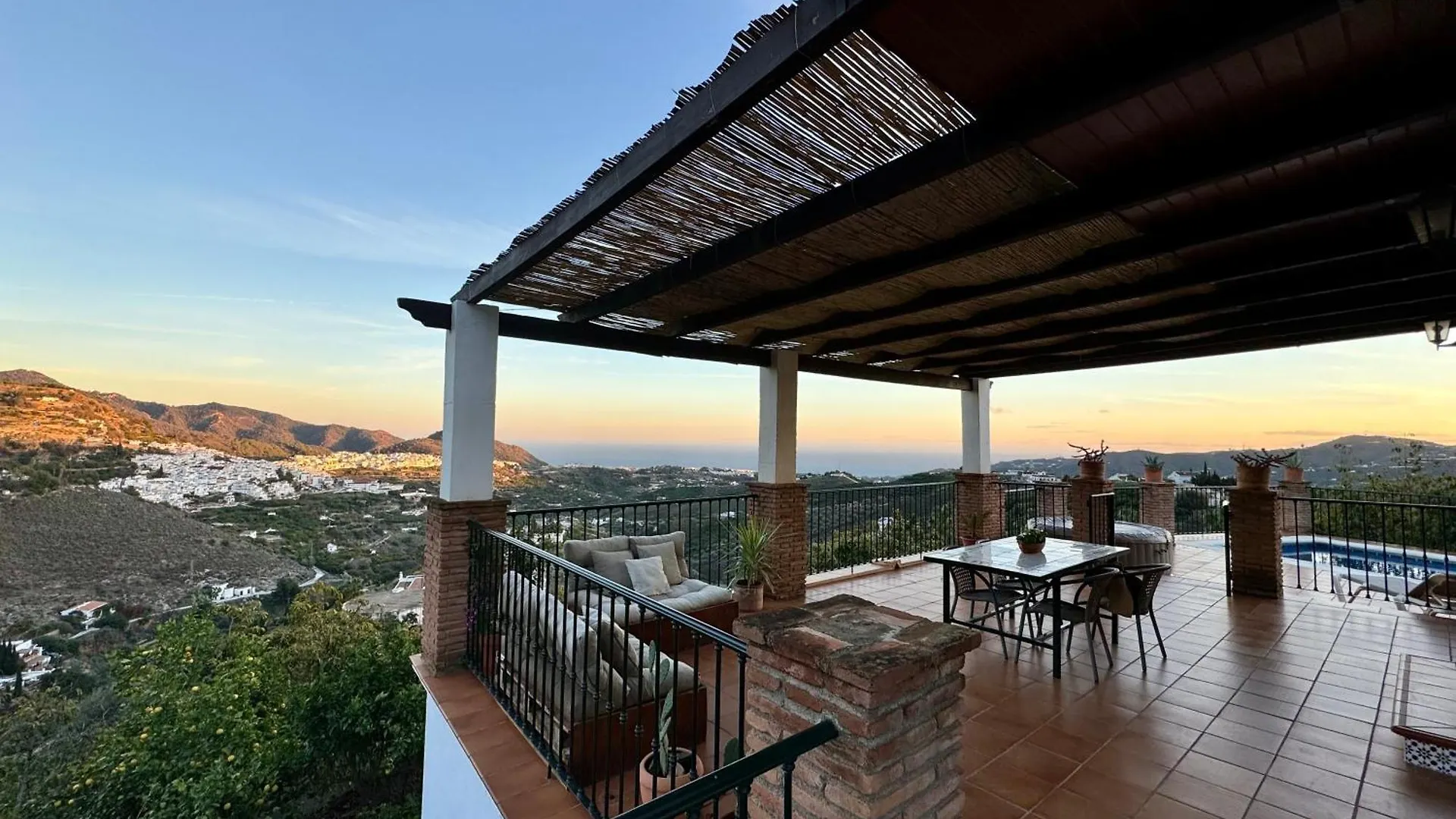 Villa En Frigiliana Con Piscina, Jacuzzi Y Espectaculares Vistas 0*,  España